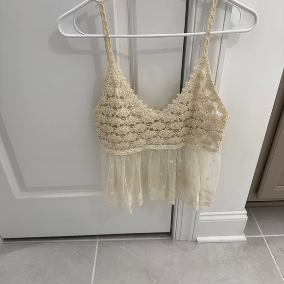 Cream Lace Crochet Tank Top - Picture 1 of 2